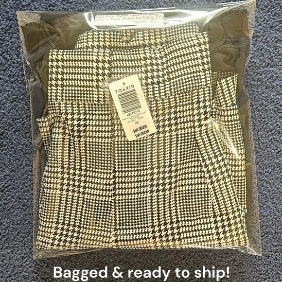 TORRID Black Georgette Ruffle Tank & Glen Plaid Crepe Short Set - Picture 13 of 16